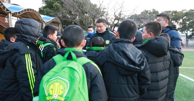 球探体育即时比分-杨璞11载青训心得：中国足球不是没千里马缺好教练